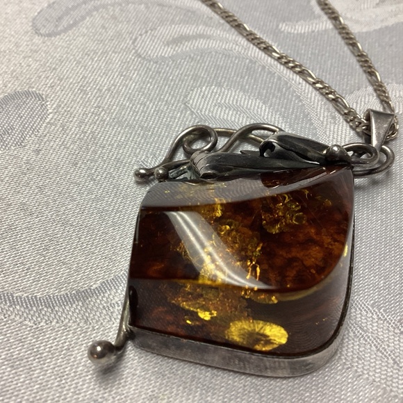 Vintage Amber  Sterling Silver Pendant/Chain  HUGE. I MEAN HUGE. STUNNING - Picture 12 of 14
